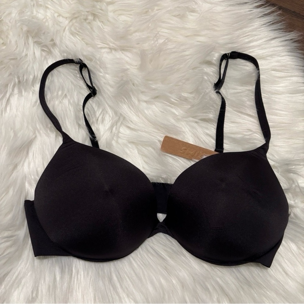 SKIMS Ultimate Push Up Nipple Bra in ONYX 34B Black